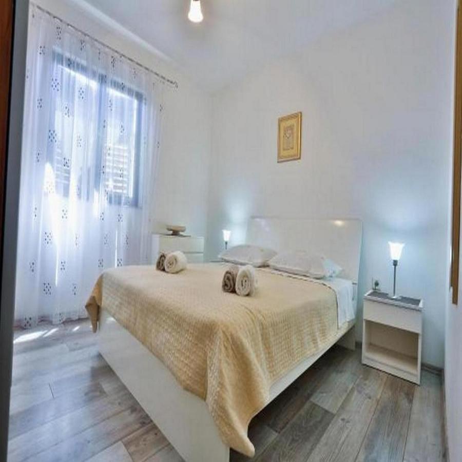 Apartments Lenka Сутиван Номер фото