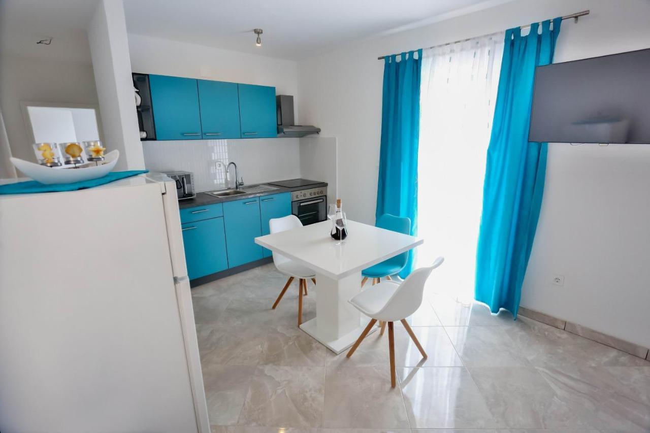 Apartments Lenka Сутиван Экстерьер фото
