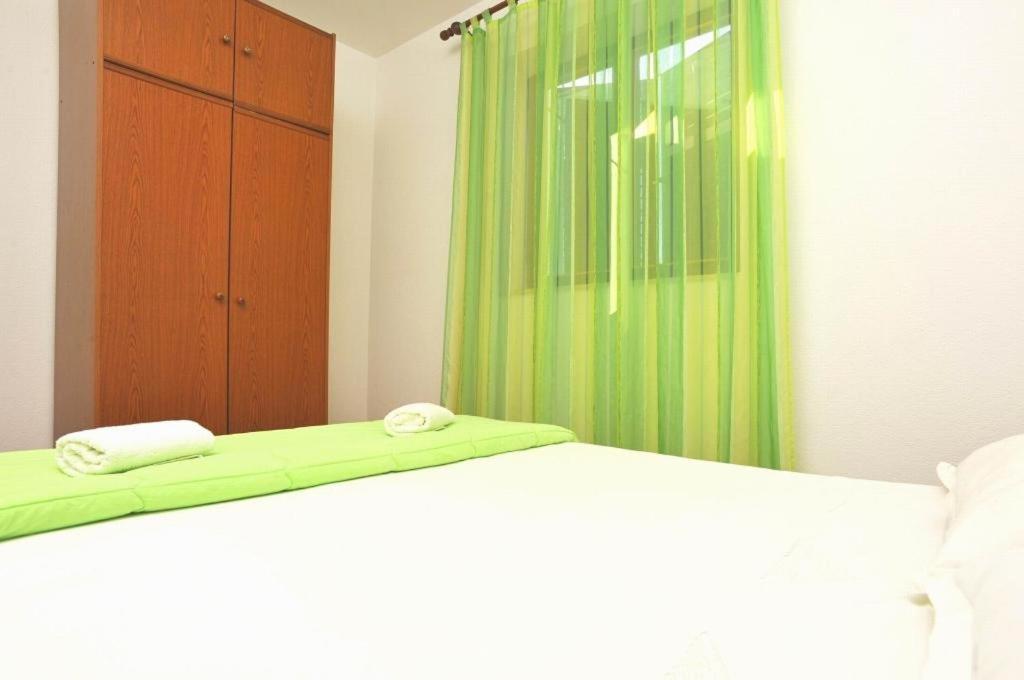 Apartments Lenka Сутиван Номер фото